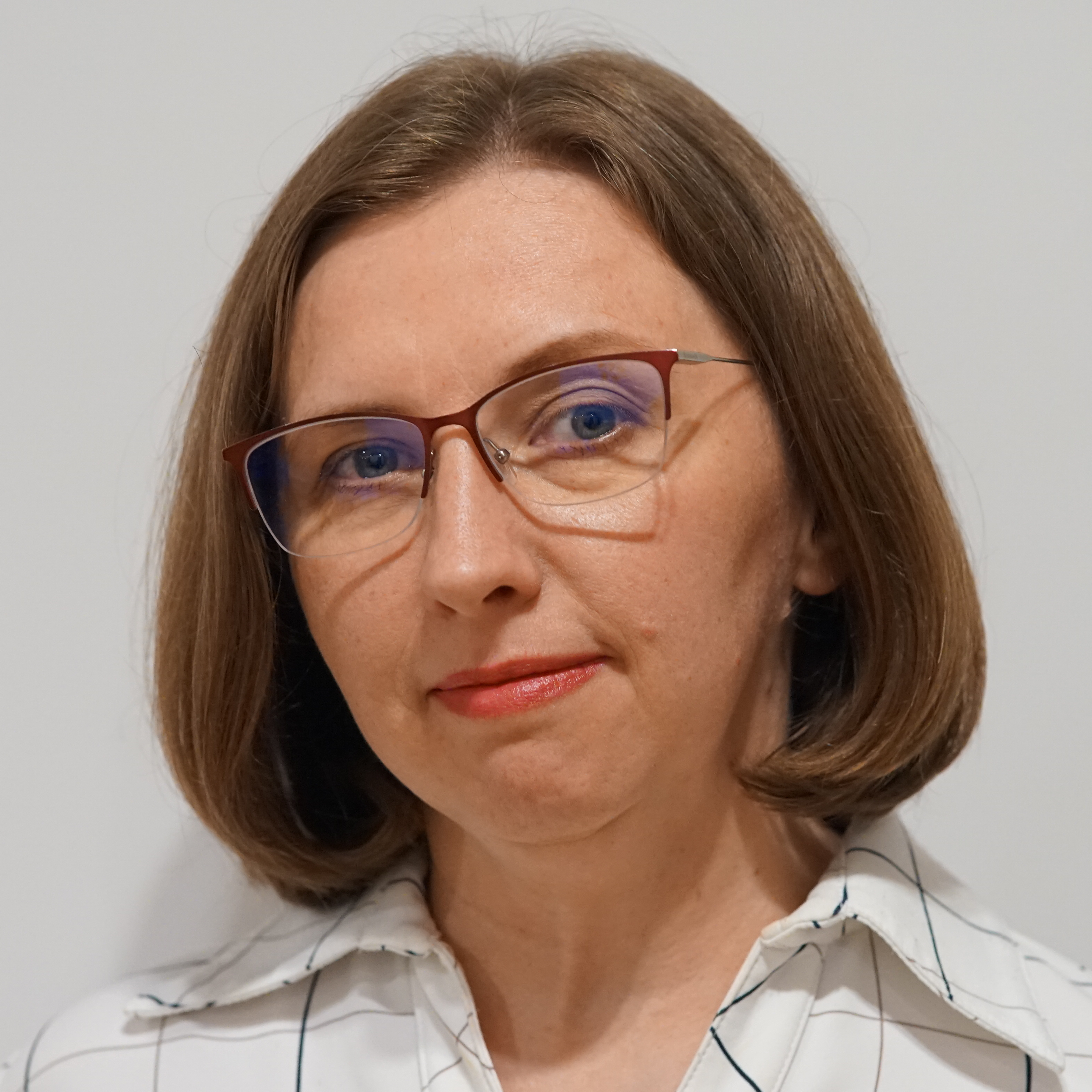 Iwona Dobrzyńska, psycholog, psychoterapeuta systemowy w trakcie szkolenia